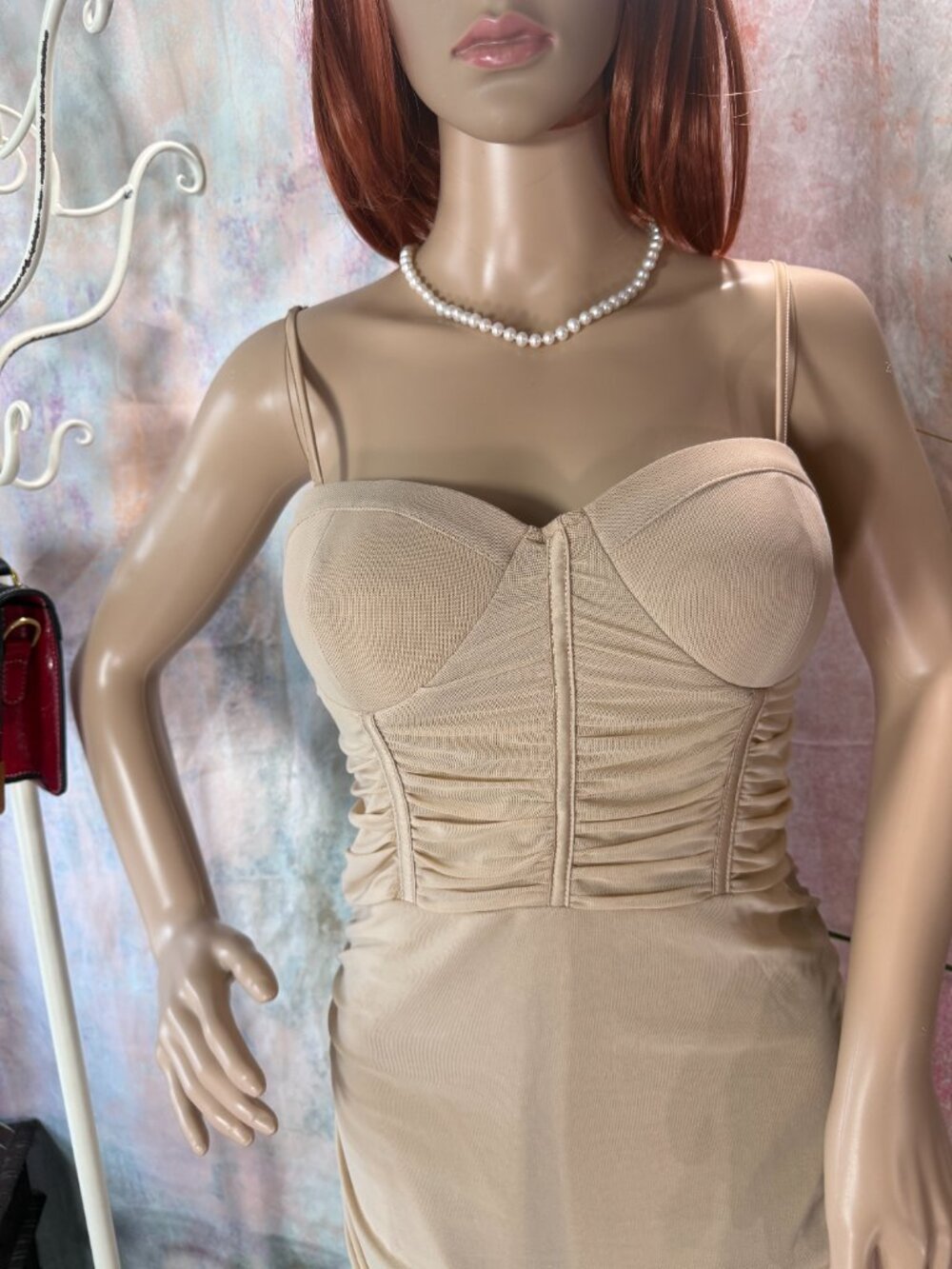 NEW📌Parisian "Take Me On A Date" Sweetheart Neckline Bodycon Dress - Picture 3 of 16
